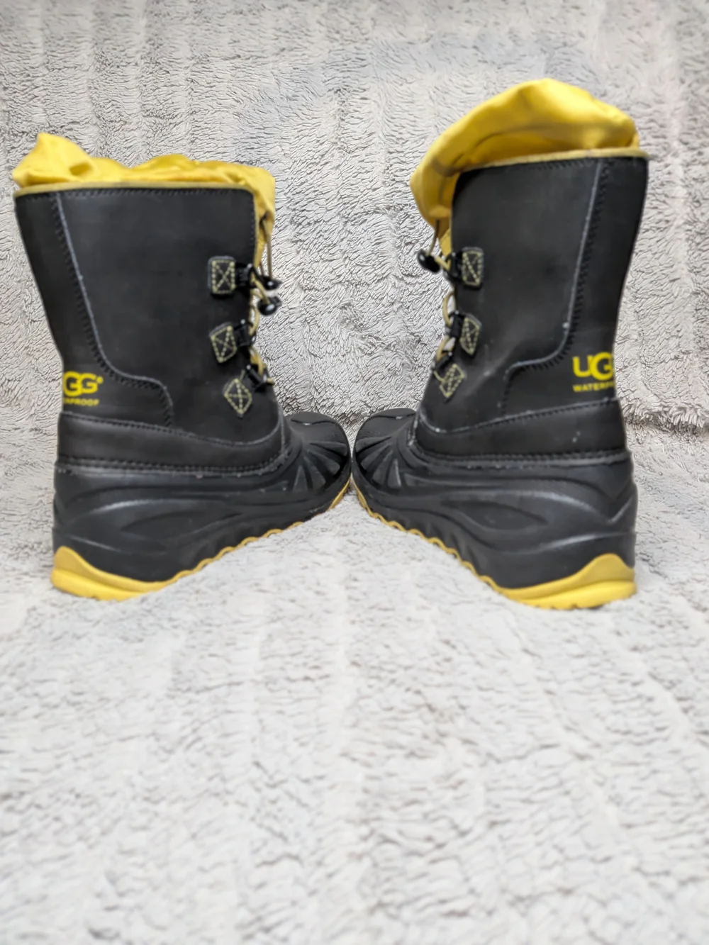 UGG Kids Black and Yellow Snow Boots Size 1